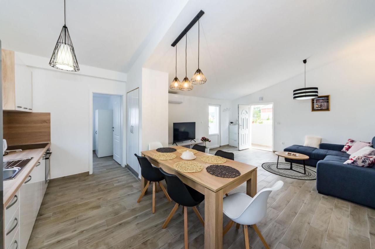 Apartmani Neva, Pridraga מראה חיצוני תמונה